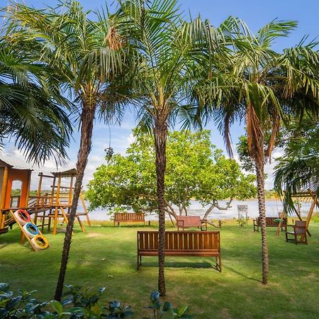 Apartamento Praia Guarajuba - Porto Smeralda Exteriör bild